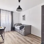 2 Zimmer, Ruhige Lage, Netflix Mannheim