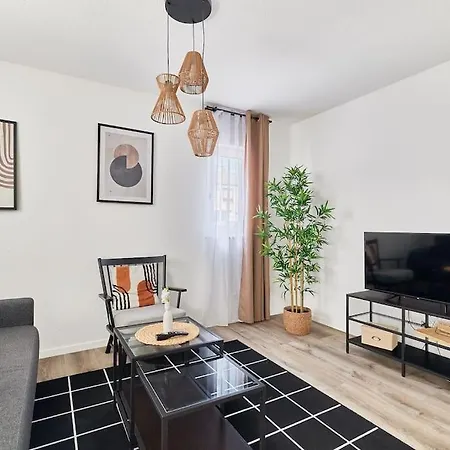 Apartment 2 Zimmer, Ruhige Lage, Netflix Mannheim