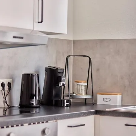 2 Zimmer, Ruhige Lage, Netflix Mannheim